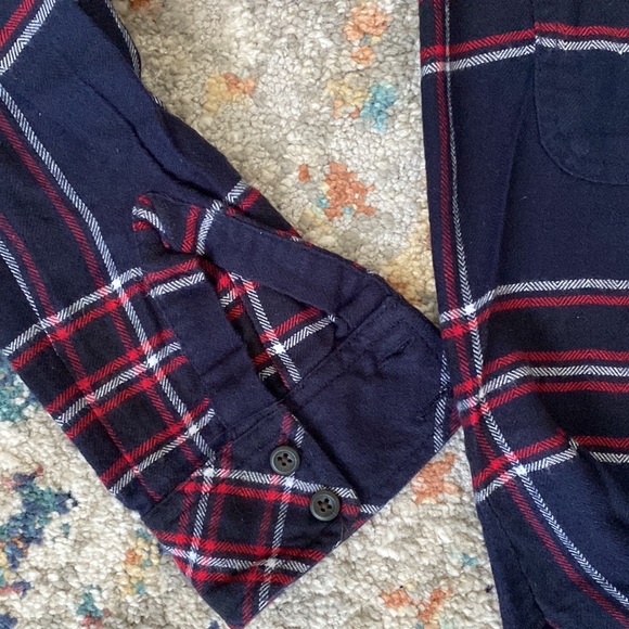 Plaid long sleeve button down tunic - Picture 6 of 6